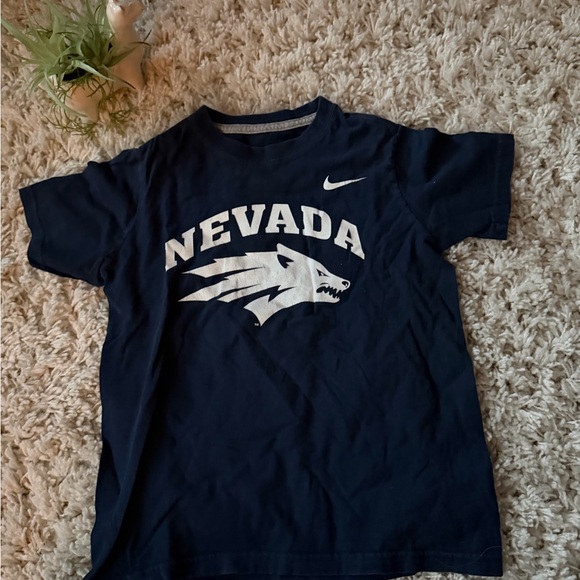 Nike Kids Navy Blue Nevada Wolf Pack Tee - Picture 2 of 4